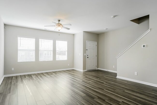 Photo - 346 Stone Arbor Wy