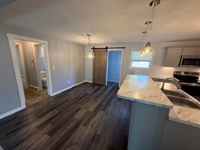 Photo - 2227 Killian Rd