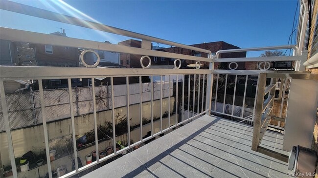 Photo - 31-16 60th St