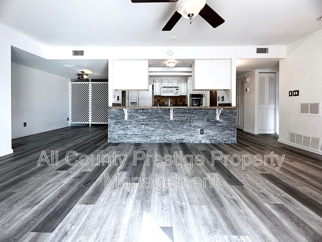 Photo - 3459 W Dailey St