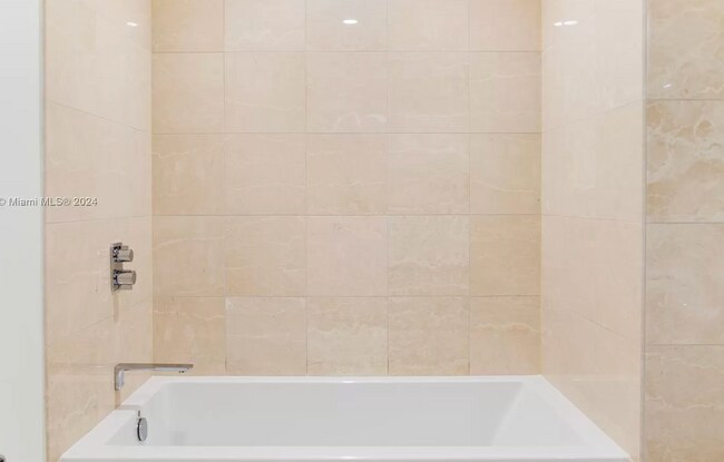 Photo - 1000 Brickell Plz Unit 3212