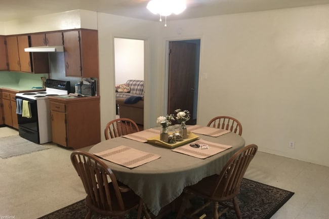 Photo - 3902 Oaklawn St