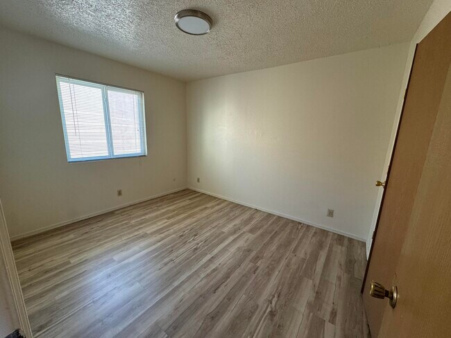 Photo - 13401 Fruit Ave NE