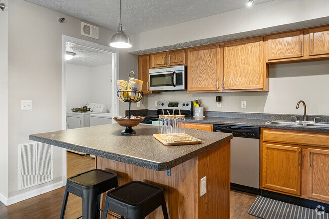 Building Photo - Village West Rental