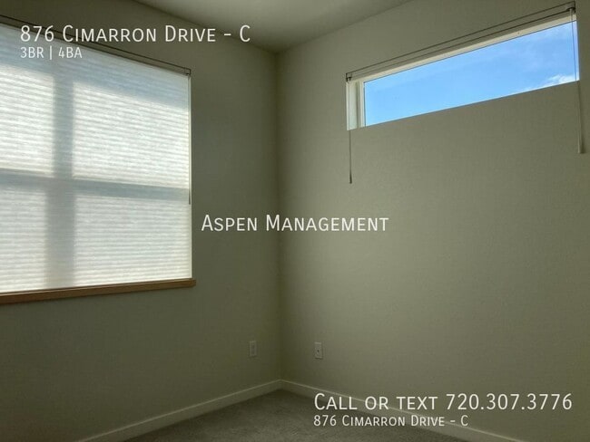 Photo - 876 Cimarron Dr