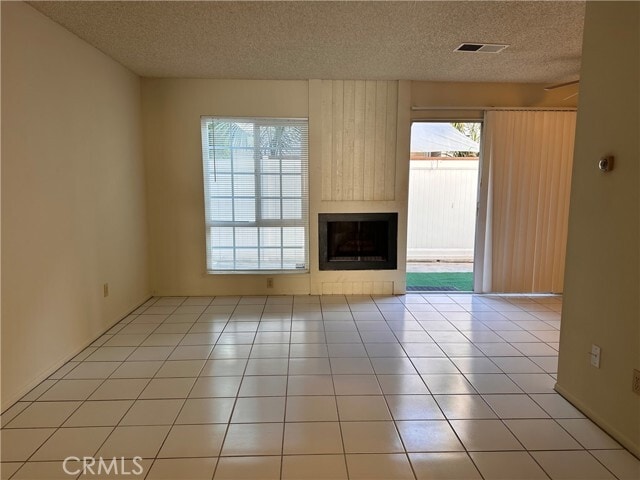 Photo - 4832 King Cir