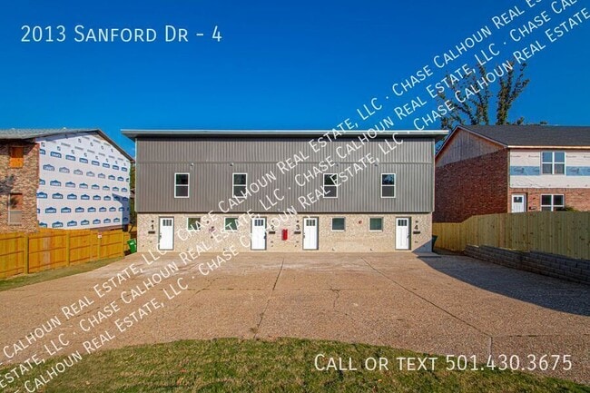 Photo - 2013 Sanford Dr Unit 4