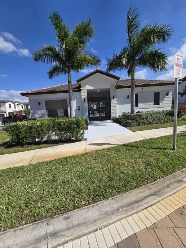 Photo - 200 SW 159th Way Unit TOWNHOUSE