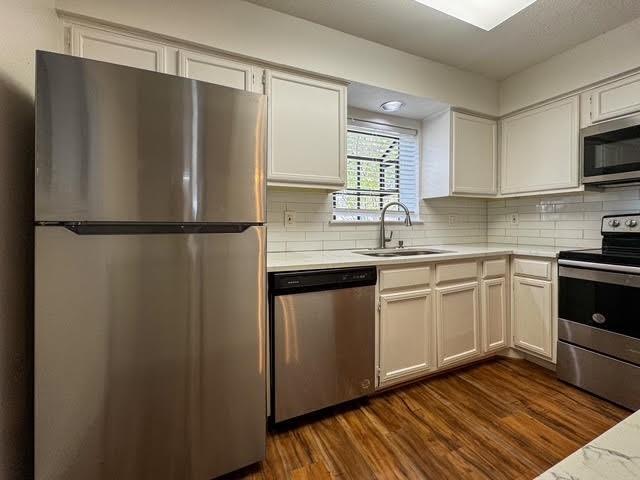 15151 Berry Trail Unidad 805