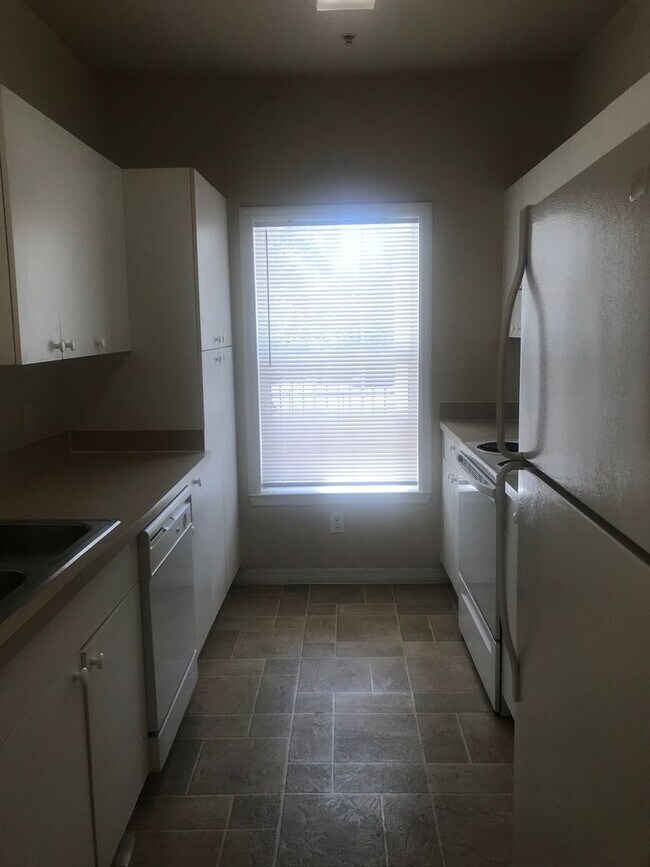 Photo - 3561CR#229(75) Unidad 229