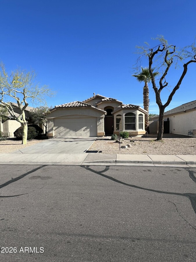 Photo - 1764 E Erie St