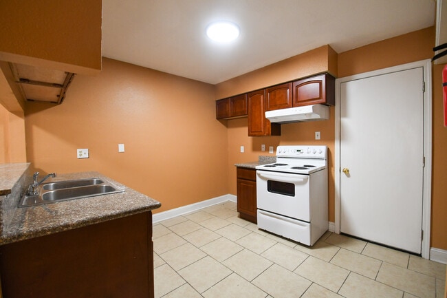 Photo - 1732 Carrollwood Dr