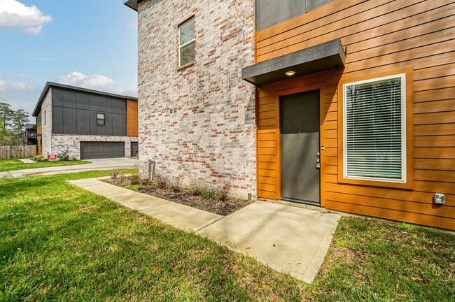 Photo - 2523 Appian Wy