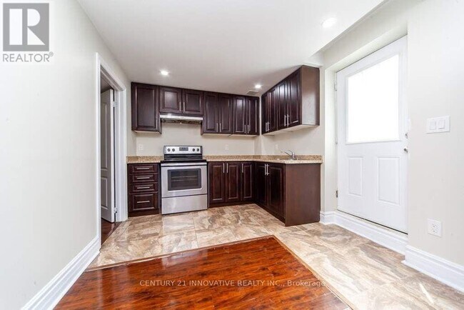 Photo - 4 Aquilina Ct