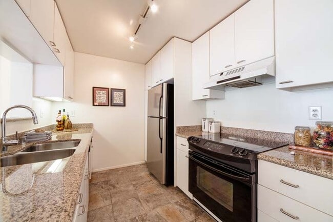 Photo - 300 3rd St Unit 714