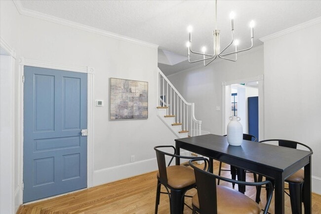 Photo - 305 W Broadway Unidad 305 W Broadway