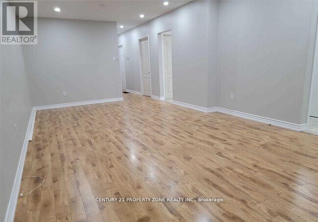 Photo - 25 Albion Crescent