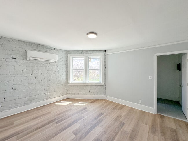 Building Photo - Scovel Apartments