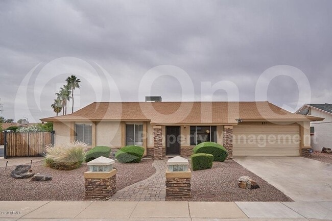 Building Photo - 831 W Lindner Ave Rental