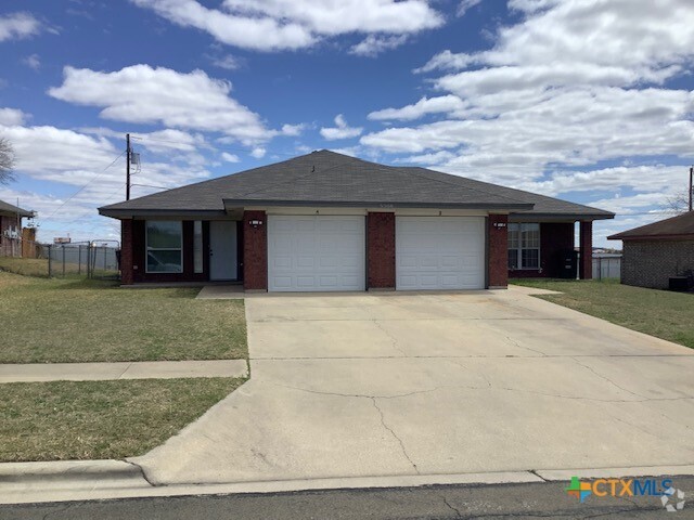 Building Photo - 5308 Daybreak Dr Rental