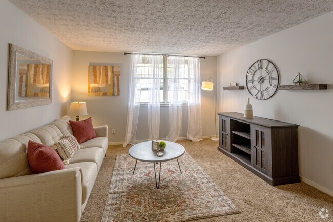 2BR, 1BA - 872 AF - Living Room