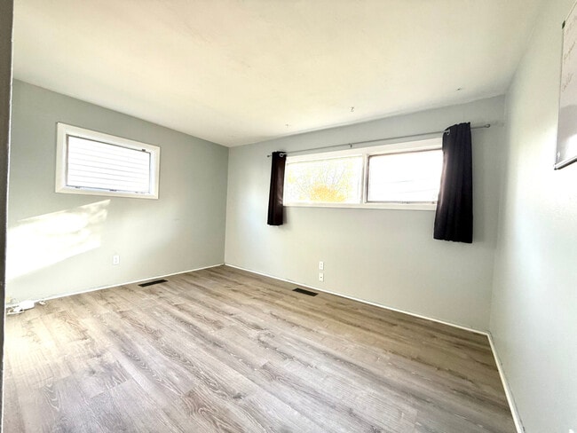 Photo - 2626 Corvalis Ave