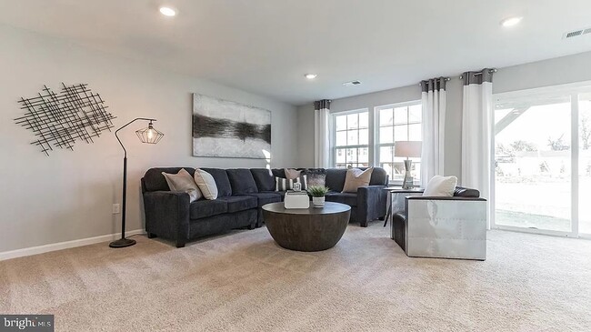 Photo - 48 Autumn Park Dr