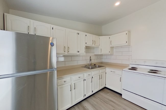 Photo - 2445-2447 Hiawatha St Unit 2447 Hiawatha Street