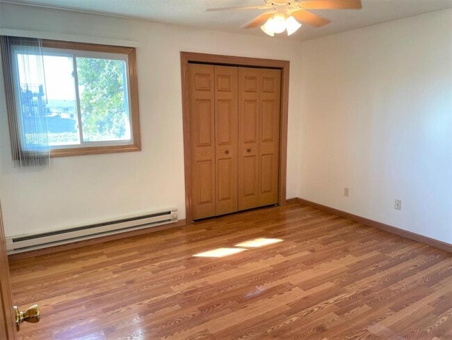 Photo - 619 McHugh Rd