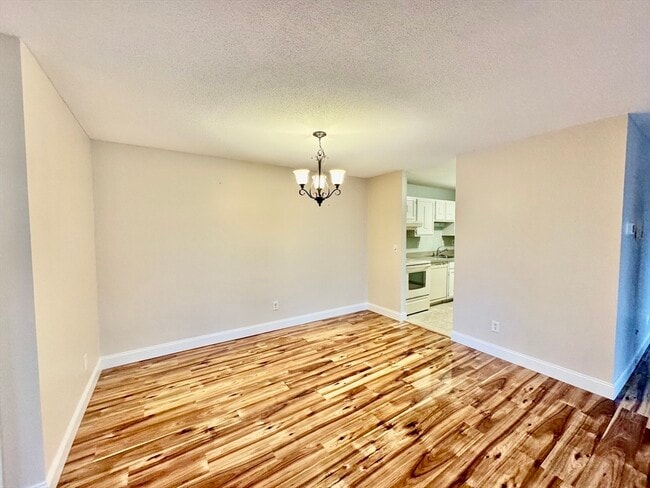 Photo - 4700 N Main St Unit 3E