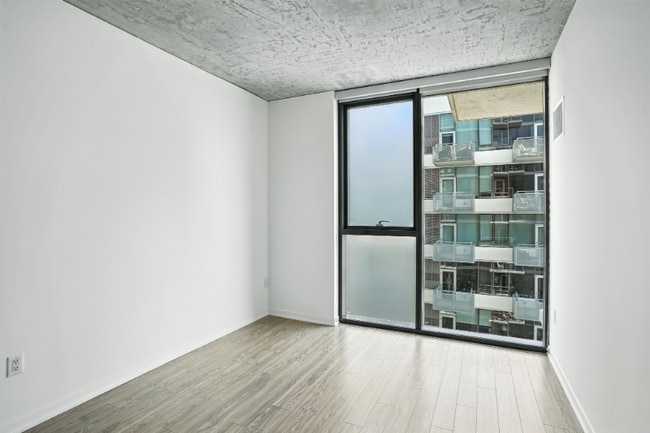 Photo - 1313 S Wabash Ave