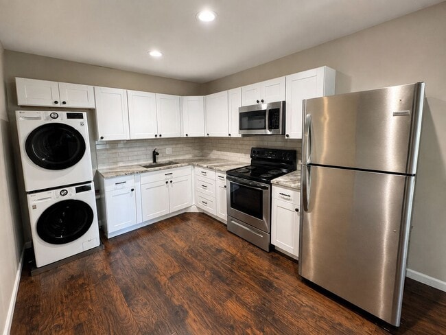 Photo - 1230 Liberte Ct