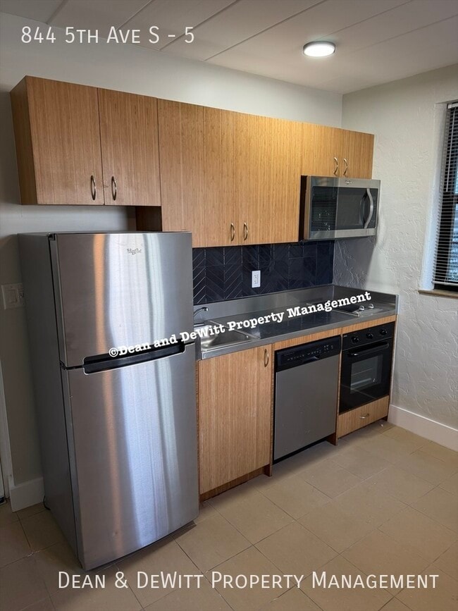Photo - 844 5th Ave S Unit 5