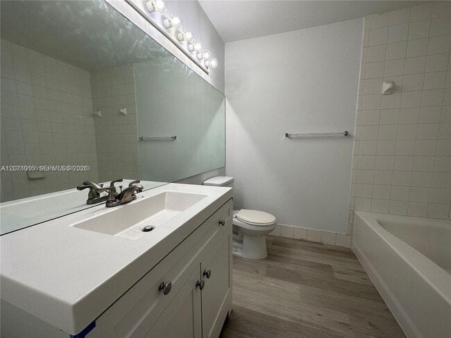 Photo - 4560 NW 107th Ave Unit 301-12