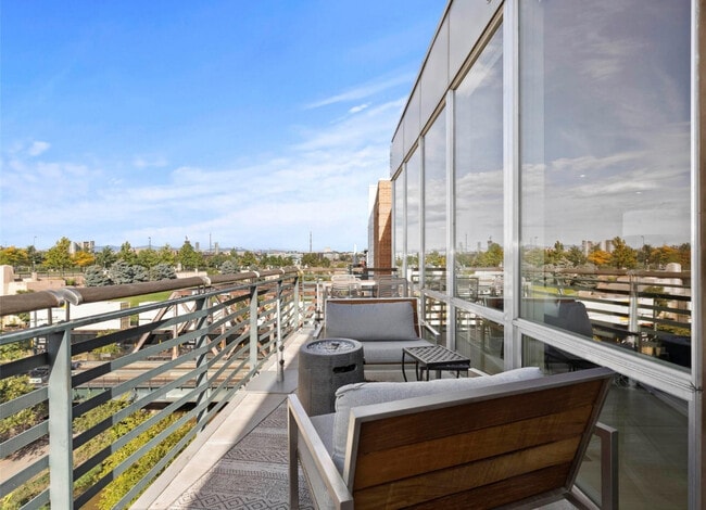 Photo - 1401 Delgany St Unidad 405