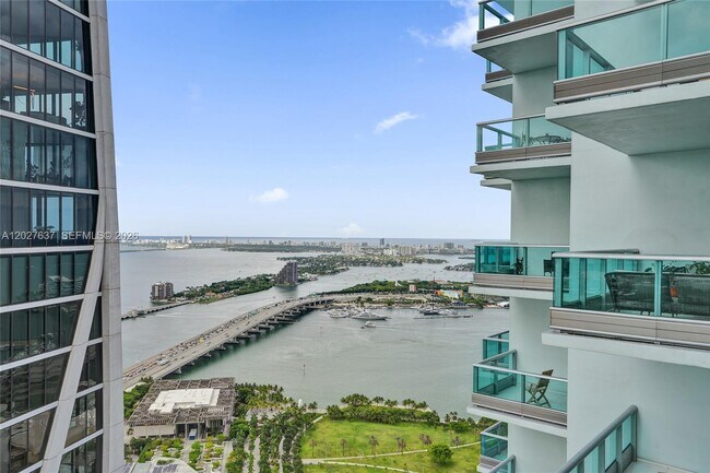 Photo - 900 Biscayne Blvd Unidad 5412