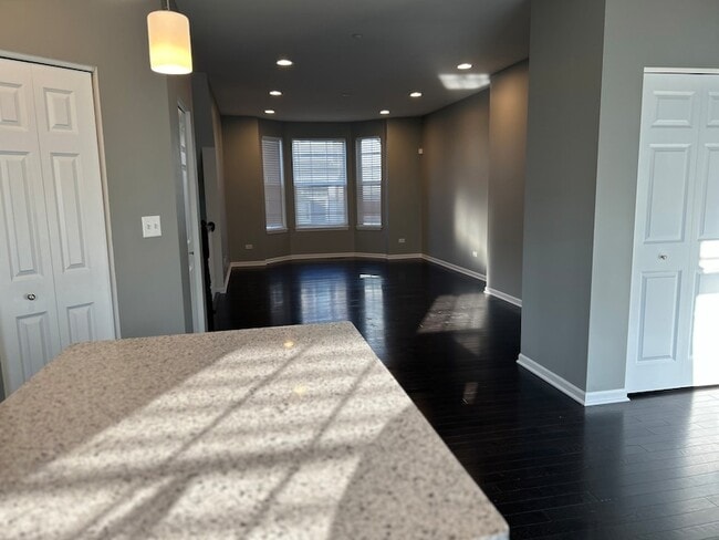 Photo - 2953 Madison Dr