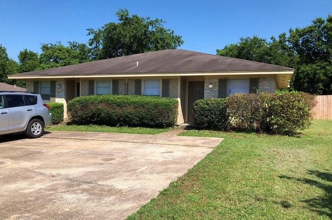 Building Photo - 3608CO Unit B