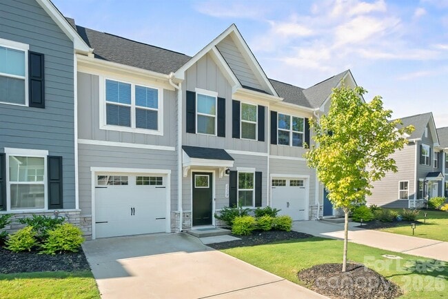 Building Photo - 111 Skylar Vw Wy