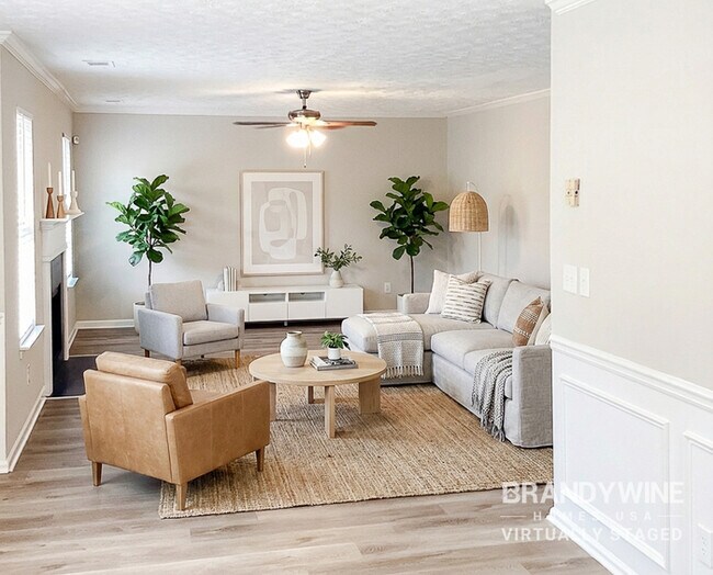 Photo - 2025 Newton Estates Dr