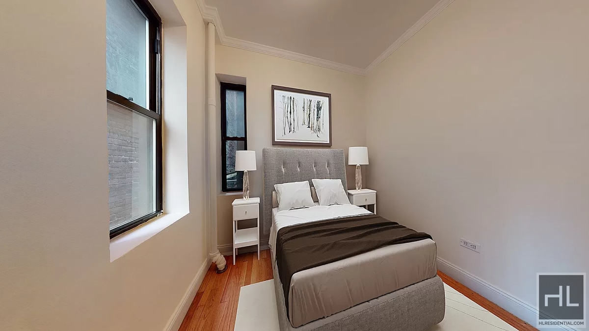 2 AVENUE - 2 AVENUE Unit 4D