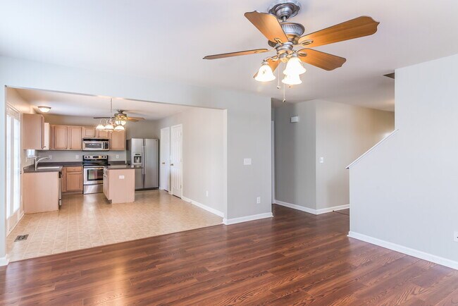 Photo - 209 Briarcotes Cir