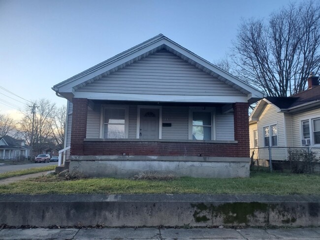 Building Photo - 1610 Columbia Ave Rental