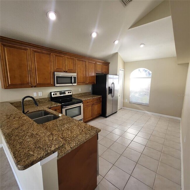 Photo - 25903 Bloomsbury Ct