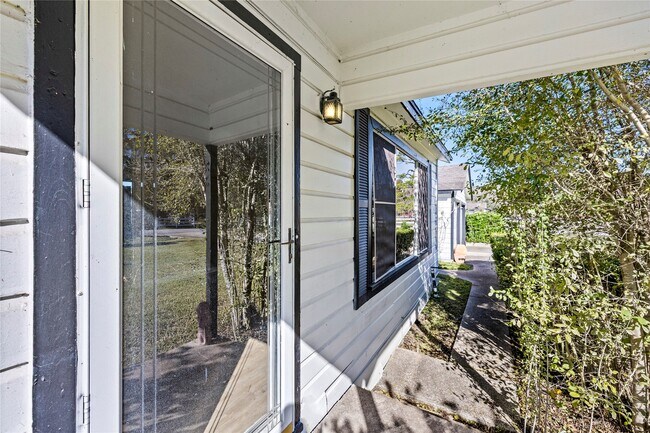 Photo - 1407 Bess Rd