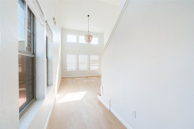 Photo - 1179 Landon Ln