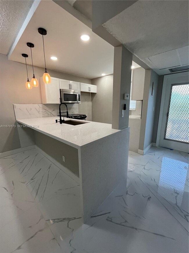 Photo - 5102 NW 36th St Unit 605