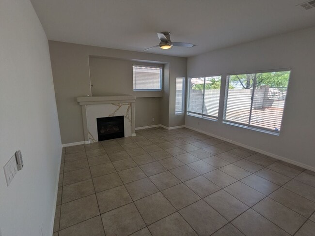 Photo - Beautiful 5 Bedroom Summerlin Home with Loft, Balcony & Mountain Views