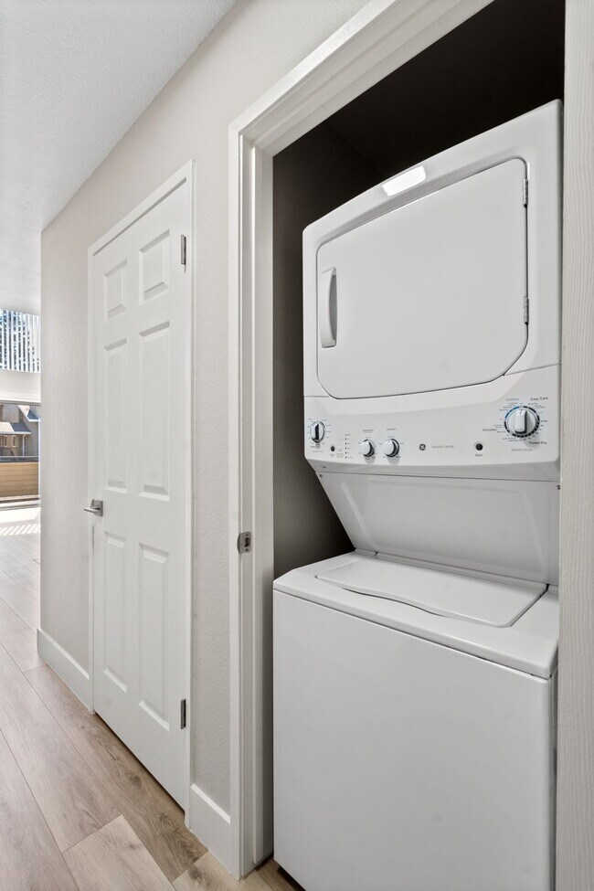 Deer Valley Apartment Homes