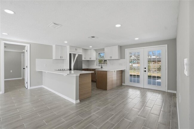 Photo - 5543 Quist Dr